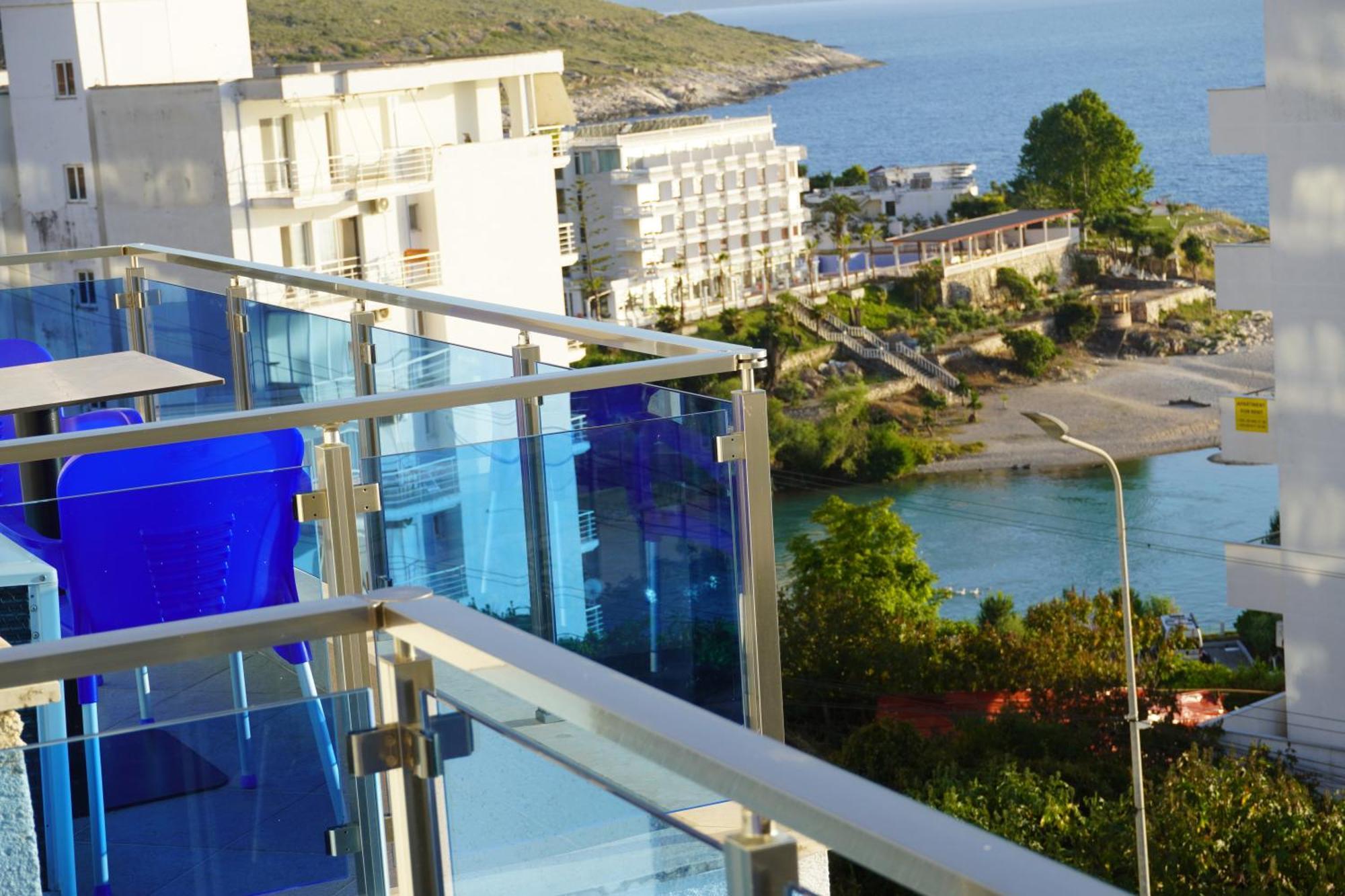 סרנדה Hotel Agel מראה חיצוני תמונה